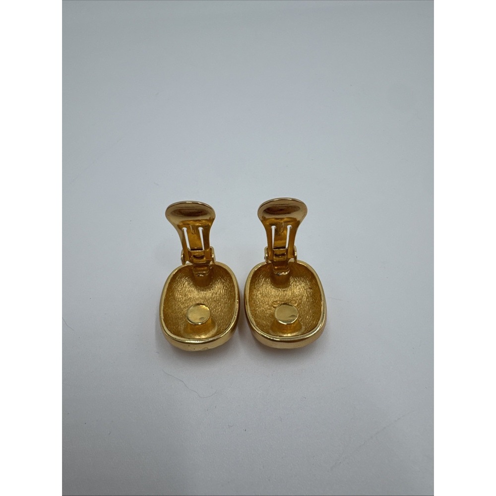 Vintage Christian Dior Clip On Earrings Gold Tone Ribbed Statement Signed - Picture 14 of 15